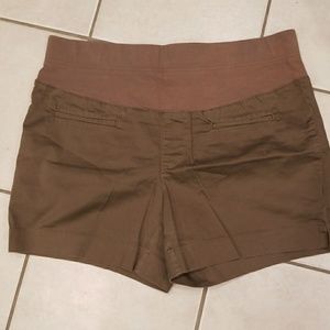 Maternity shorts